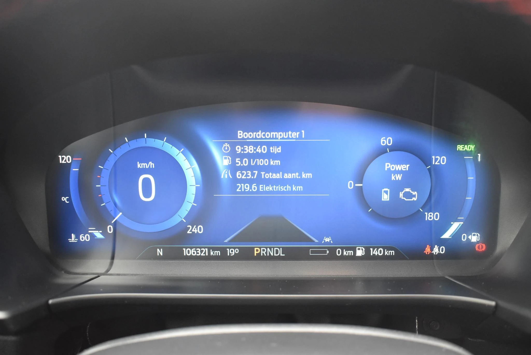 Ford-Kuga-image-19