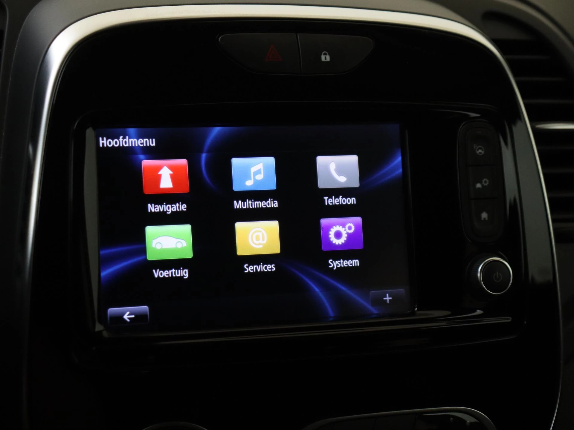 Renault-Captur-image-16