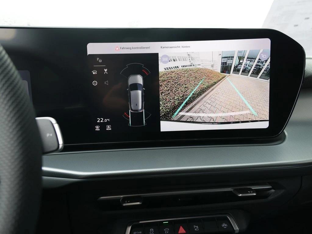Audi-Q3-image-6