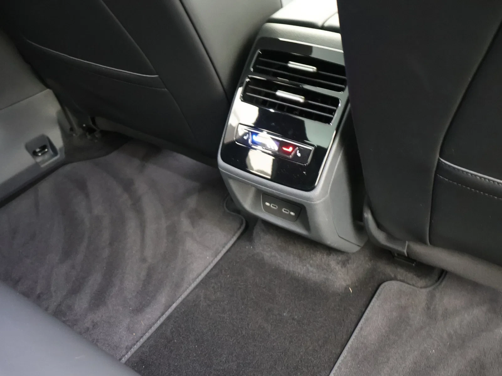 Volkswagen-ID.7-image-14