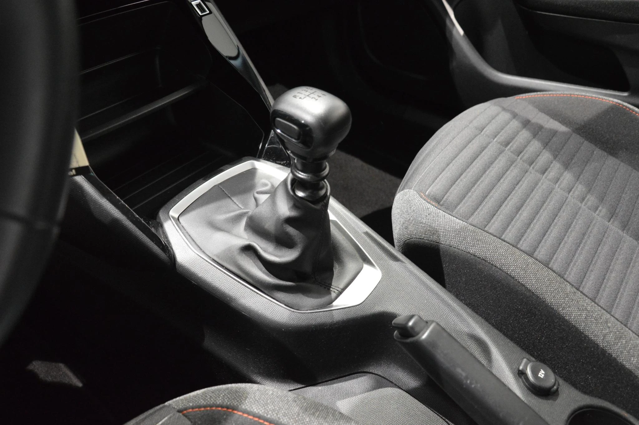 Peugeot-2008-image-17