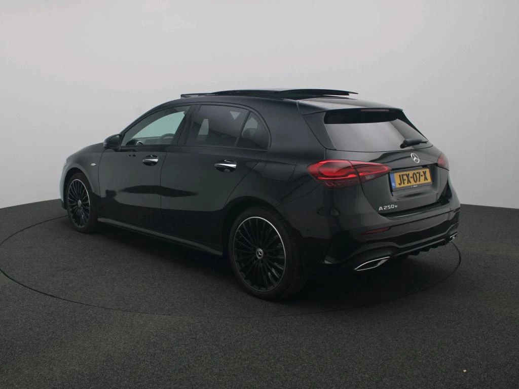 Mercedes-Benz A-Klasse 250 e Business Solution AMG
