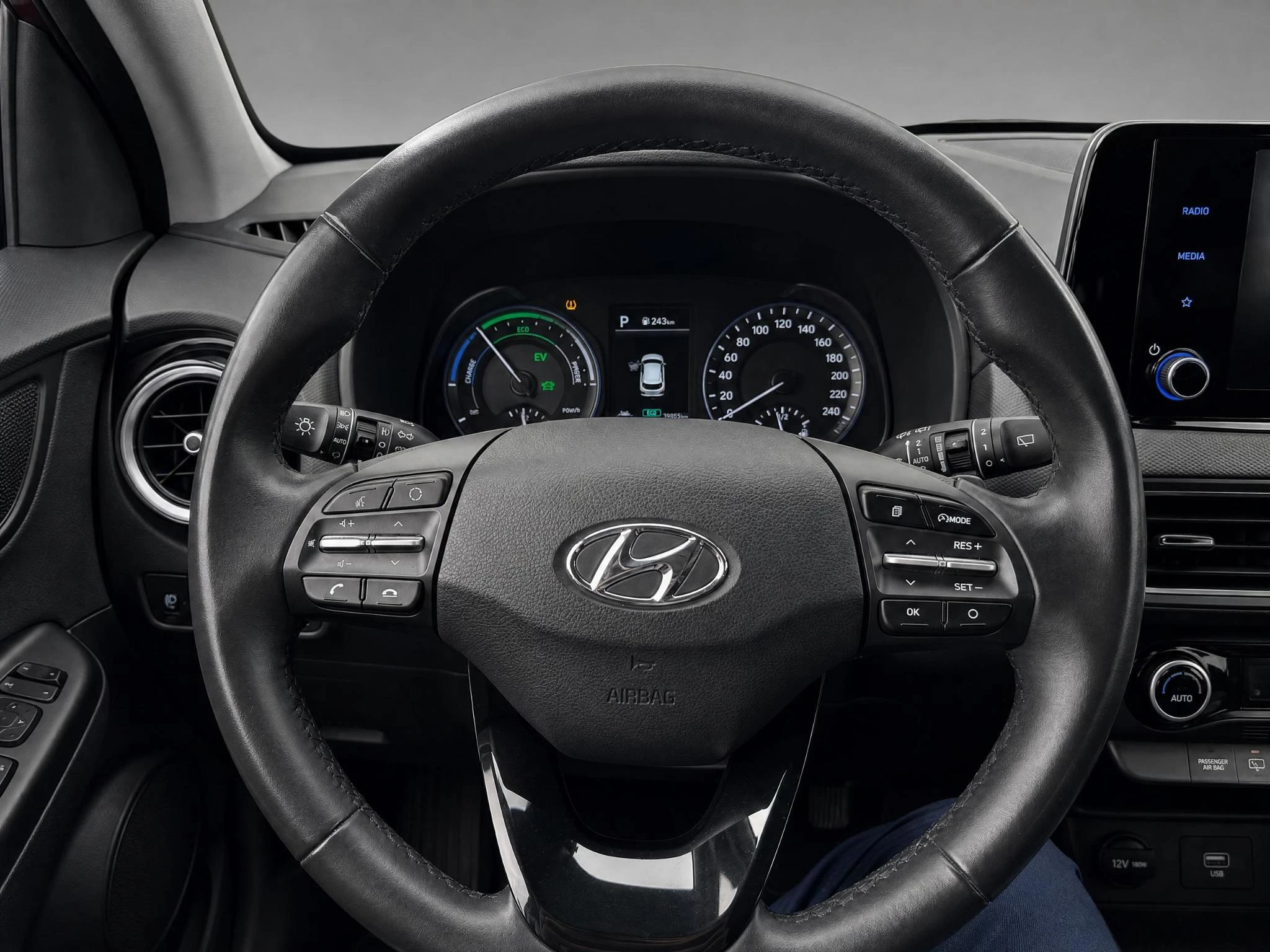 Hyundai-Kona-image-16