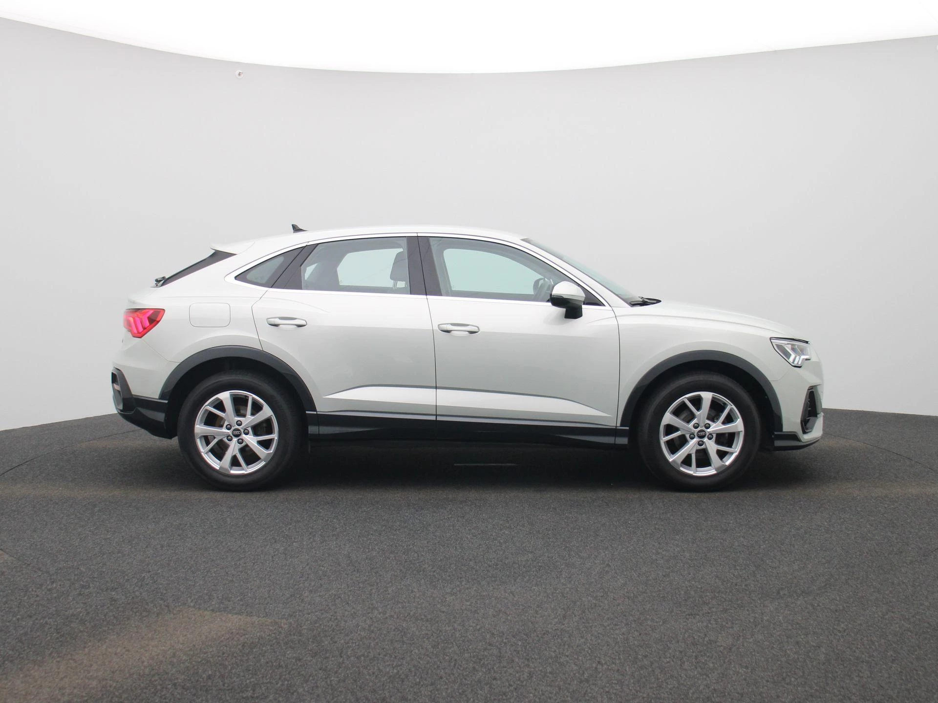 Audi Q3 Sportback 35 TFSI S tronic Bus. Ed. Attraction