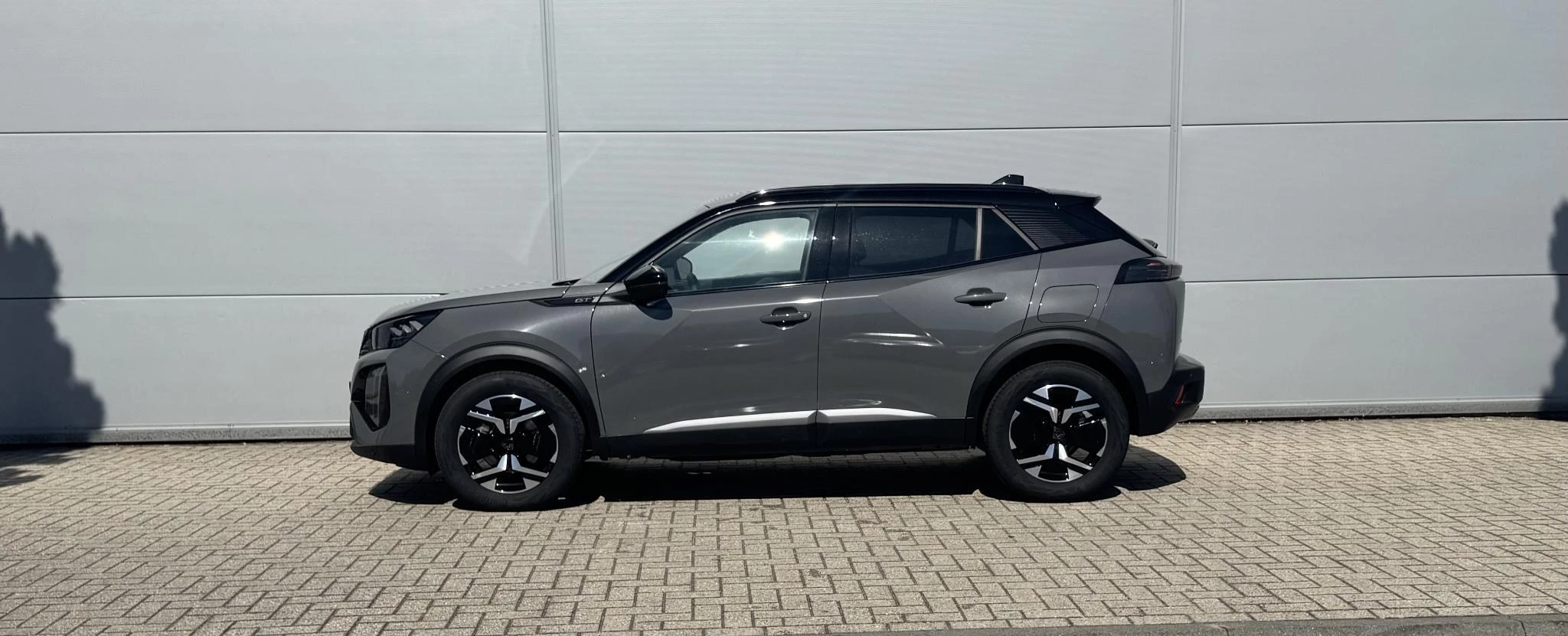 Peugeot-2008-image-1