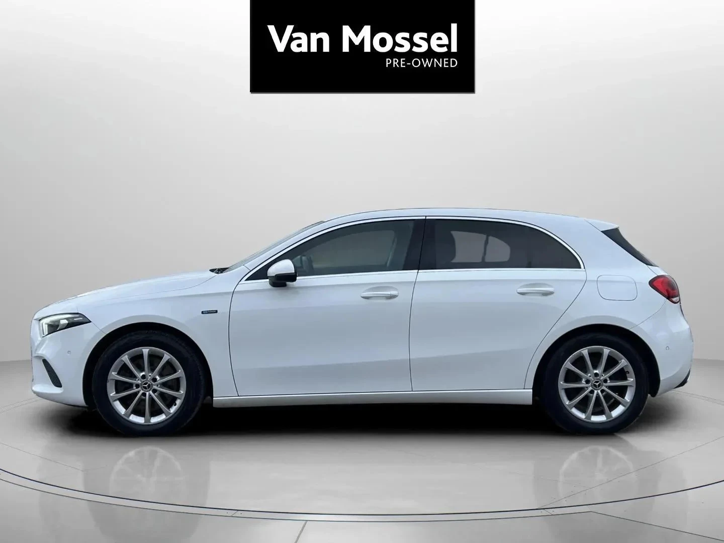 Mercedes-Benz-A-Klasse-image-7