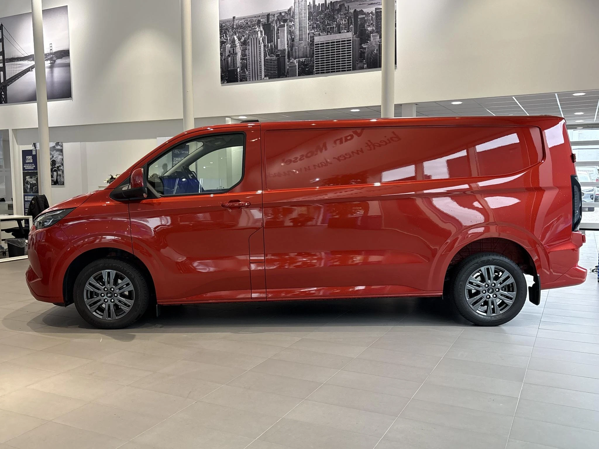 Ford-Transit Custom-image-9