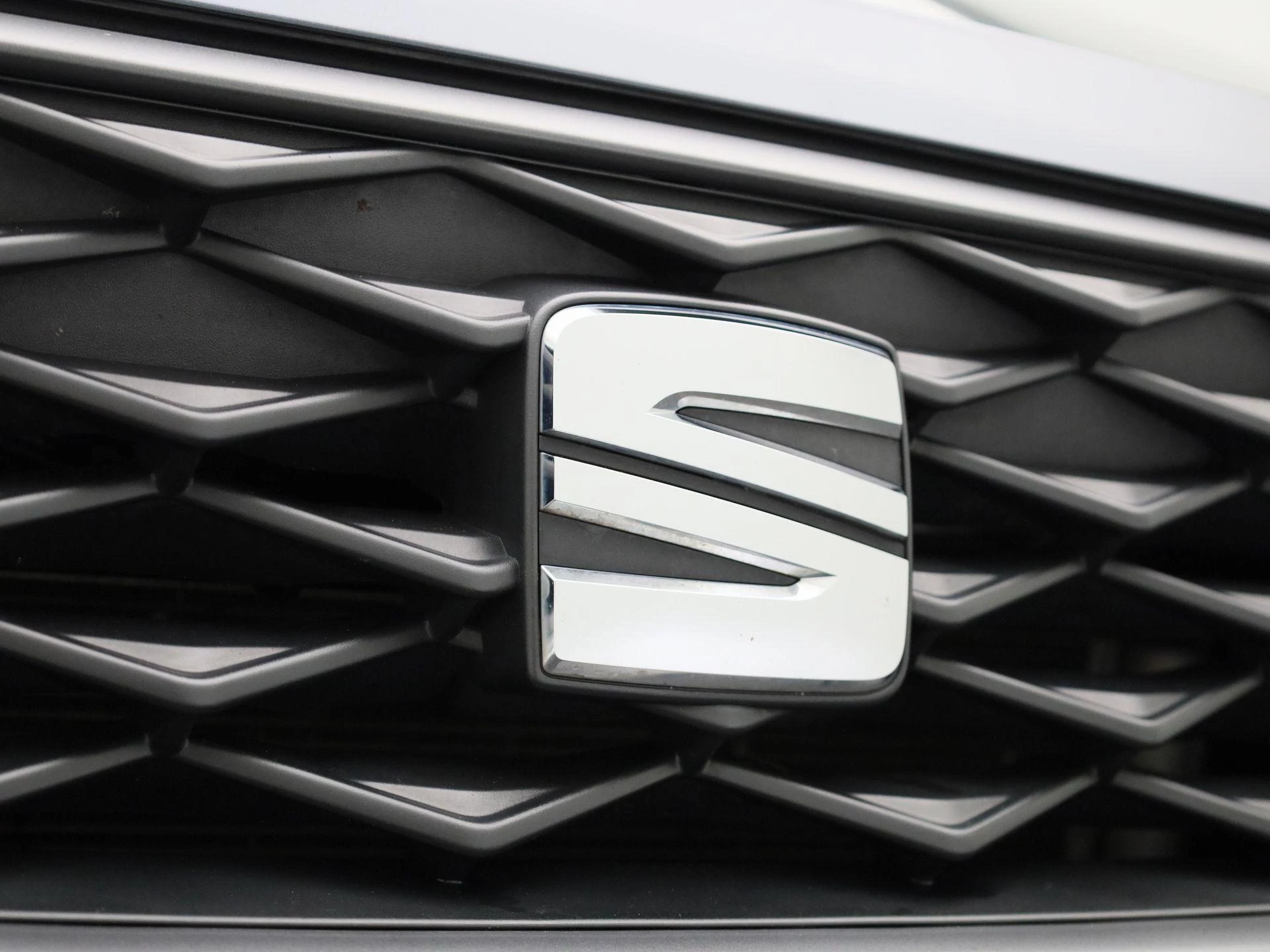 SEAT Arona 1.0 TSI FR Business Intense