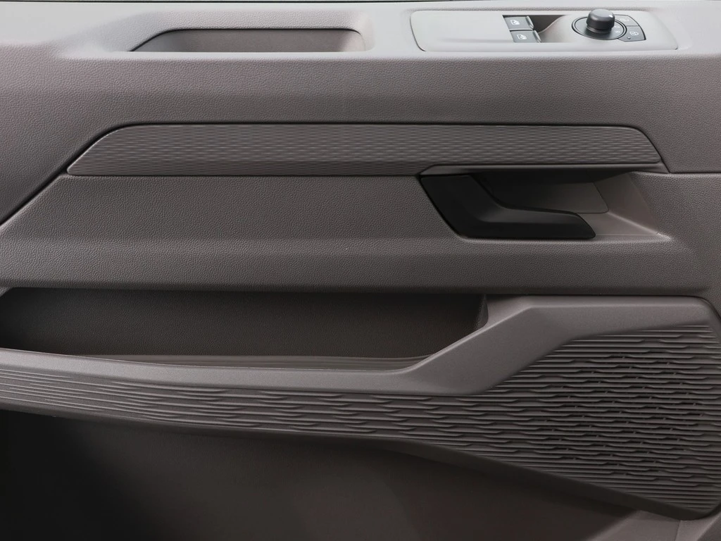 Volkswagen-Transporter-image-14