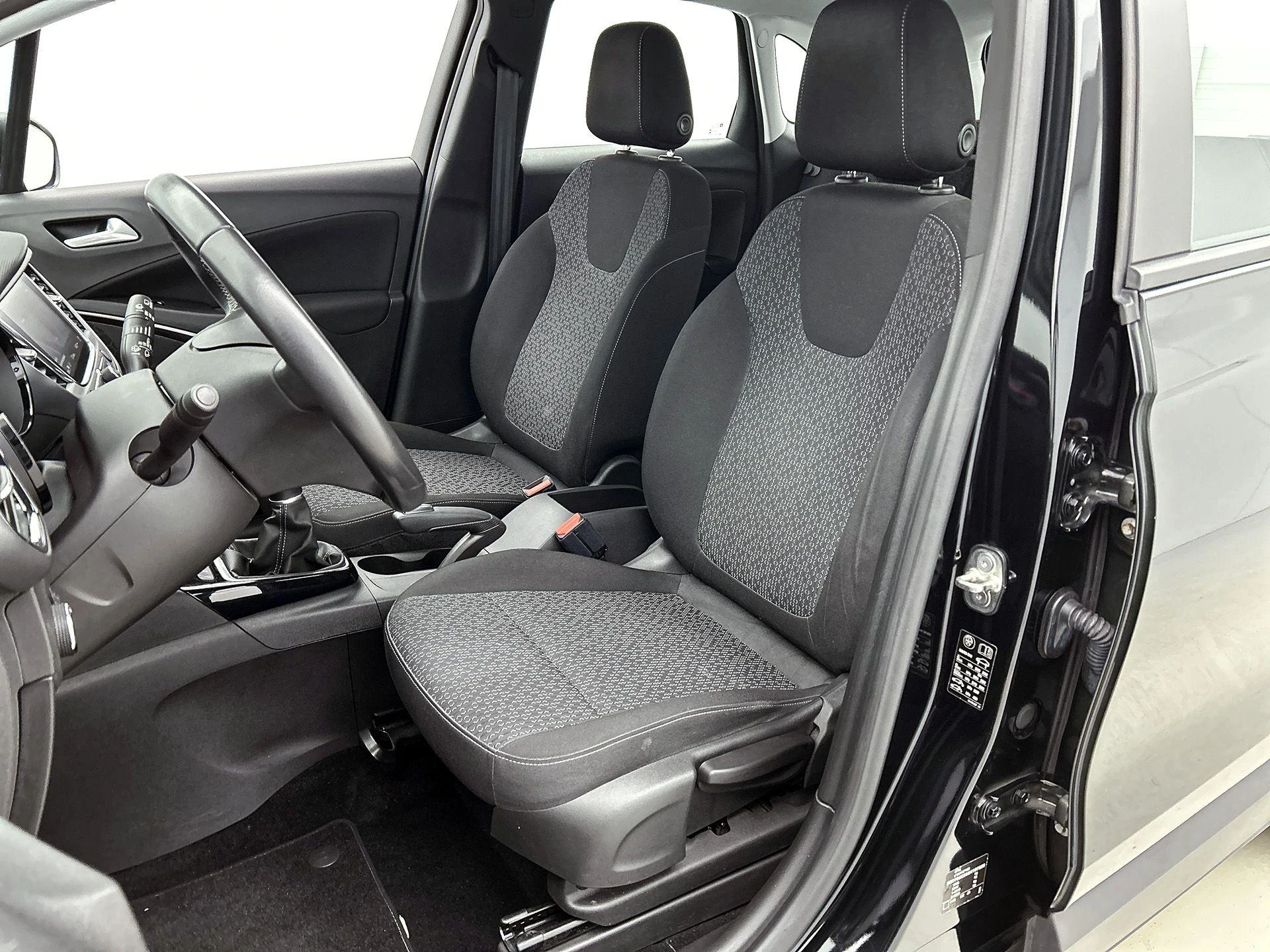 Opel-Crossland-image-34