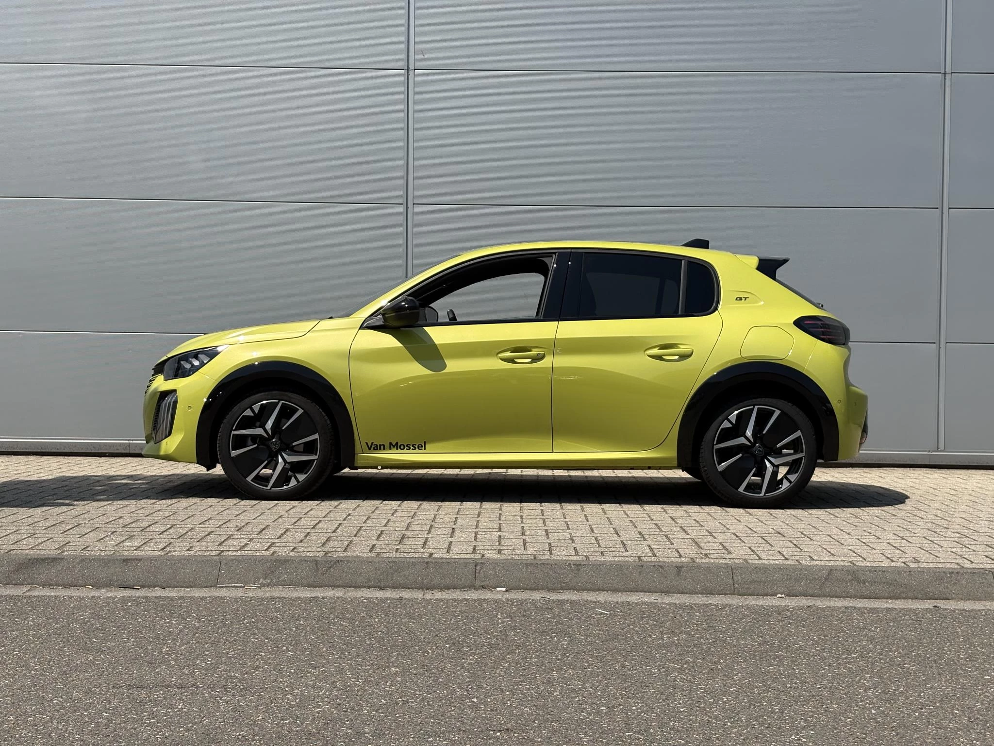 Peugeot 208 1.2 Hybrid 110 e-DCS6 GT