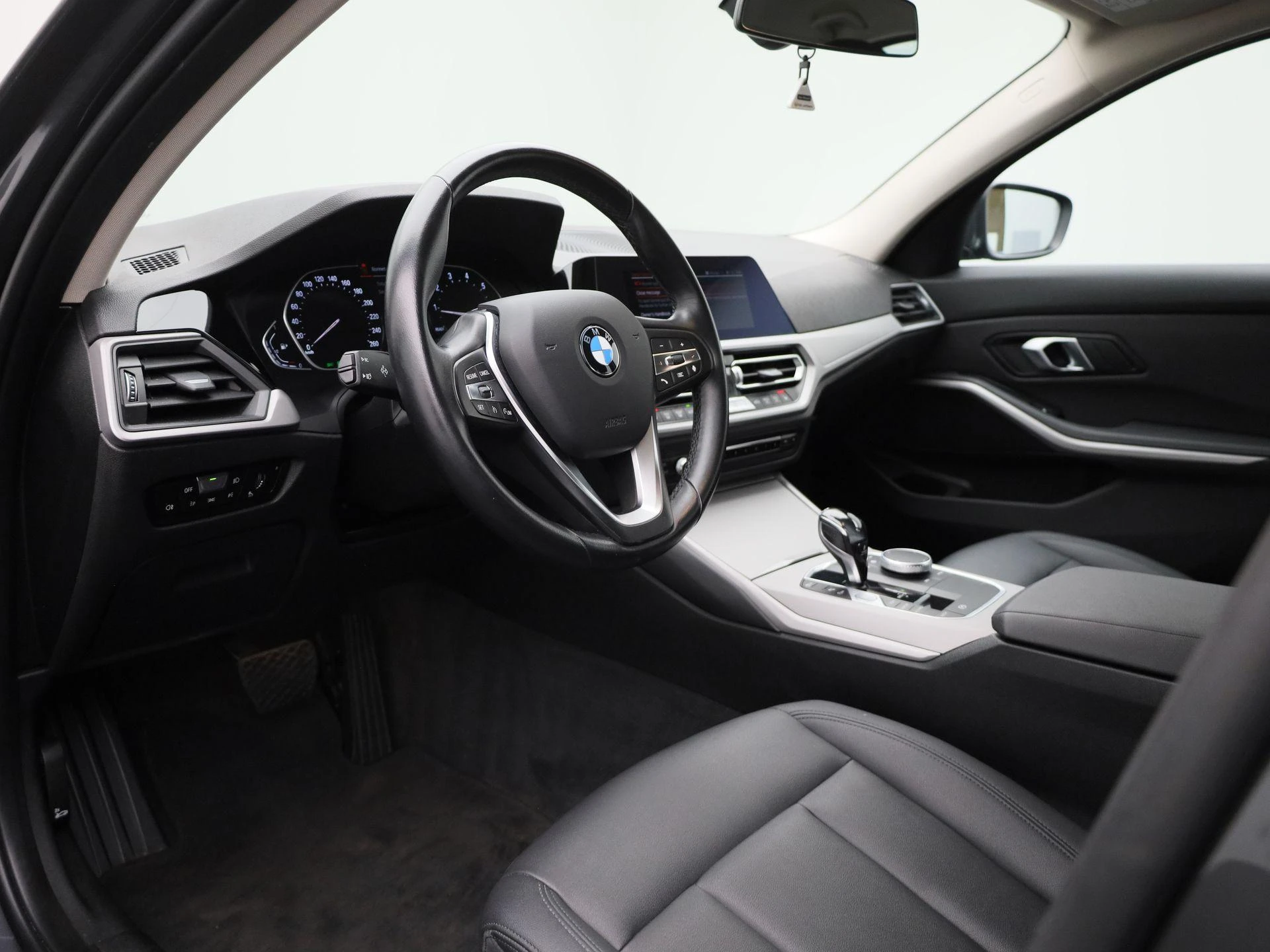 BMW-3 Reeks-image-30