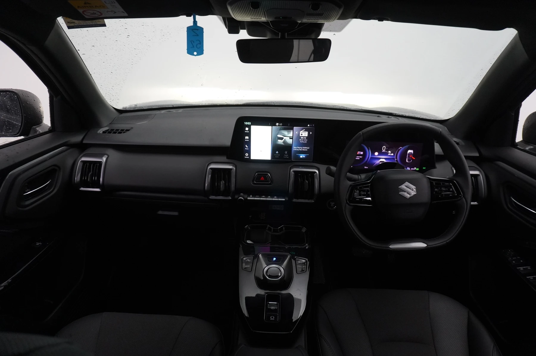 Suzuki-e Vitara-image-8