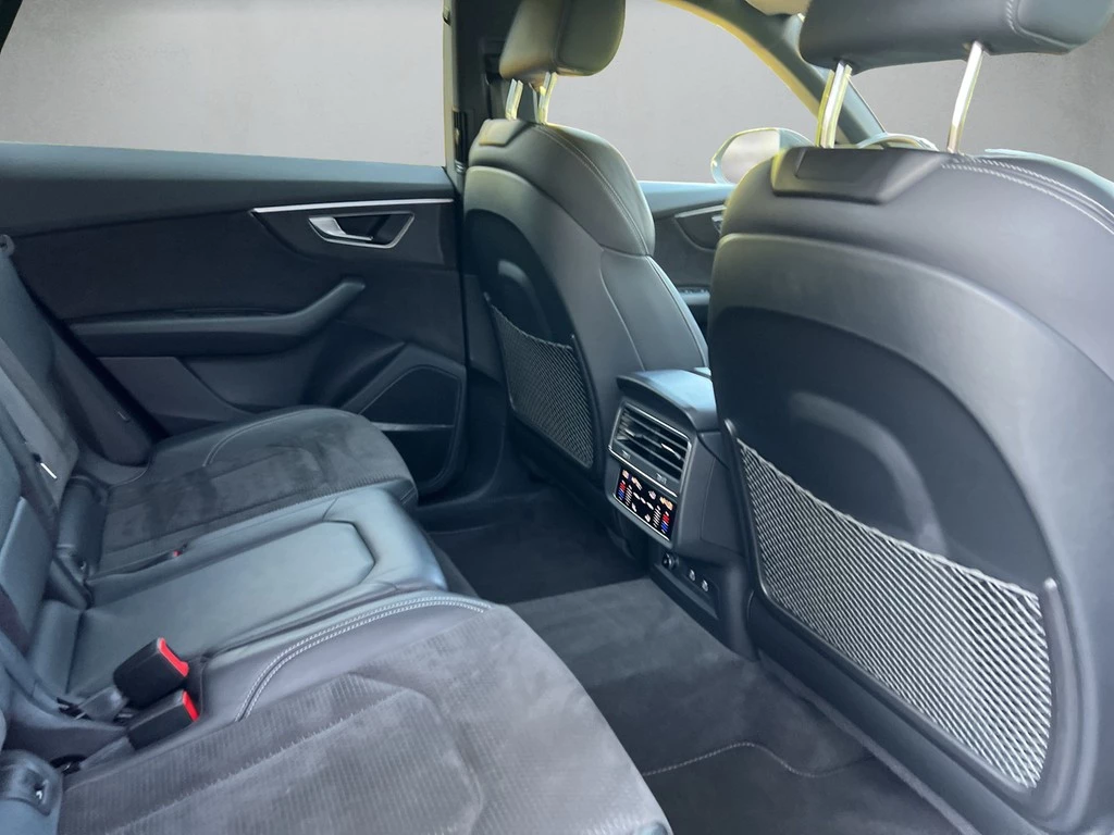 Audi Q8 55 TFSI quattro competition plus *S line*AHK*