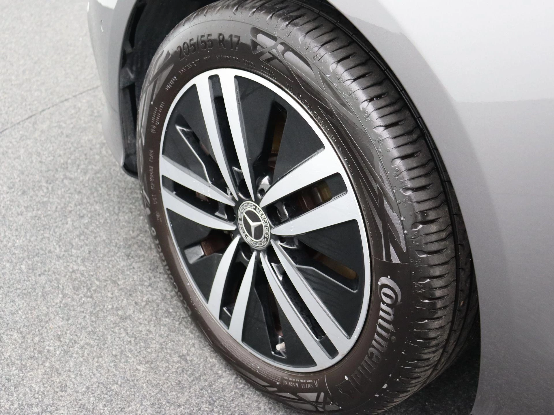 Mercedes-Benz CLA 250e Shooting Brake + LEDER + LED + CAMERA +