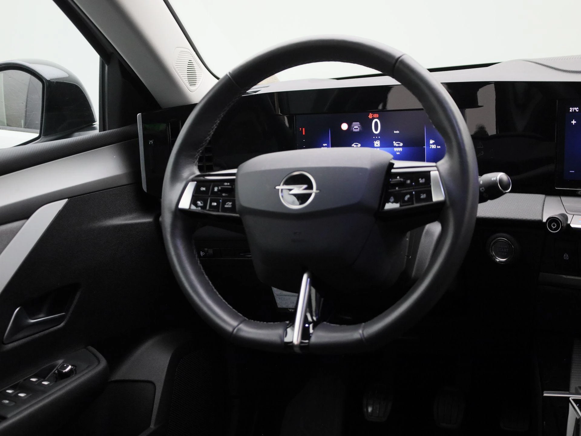 Opel-Astra-image-8