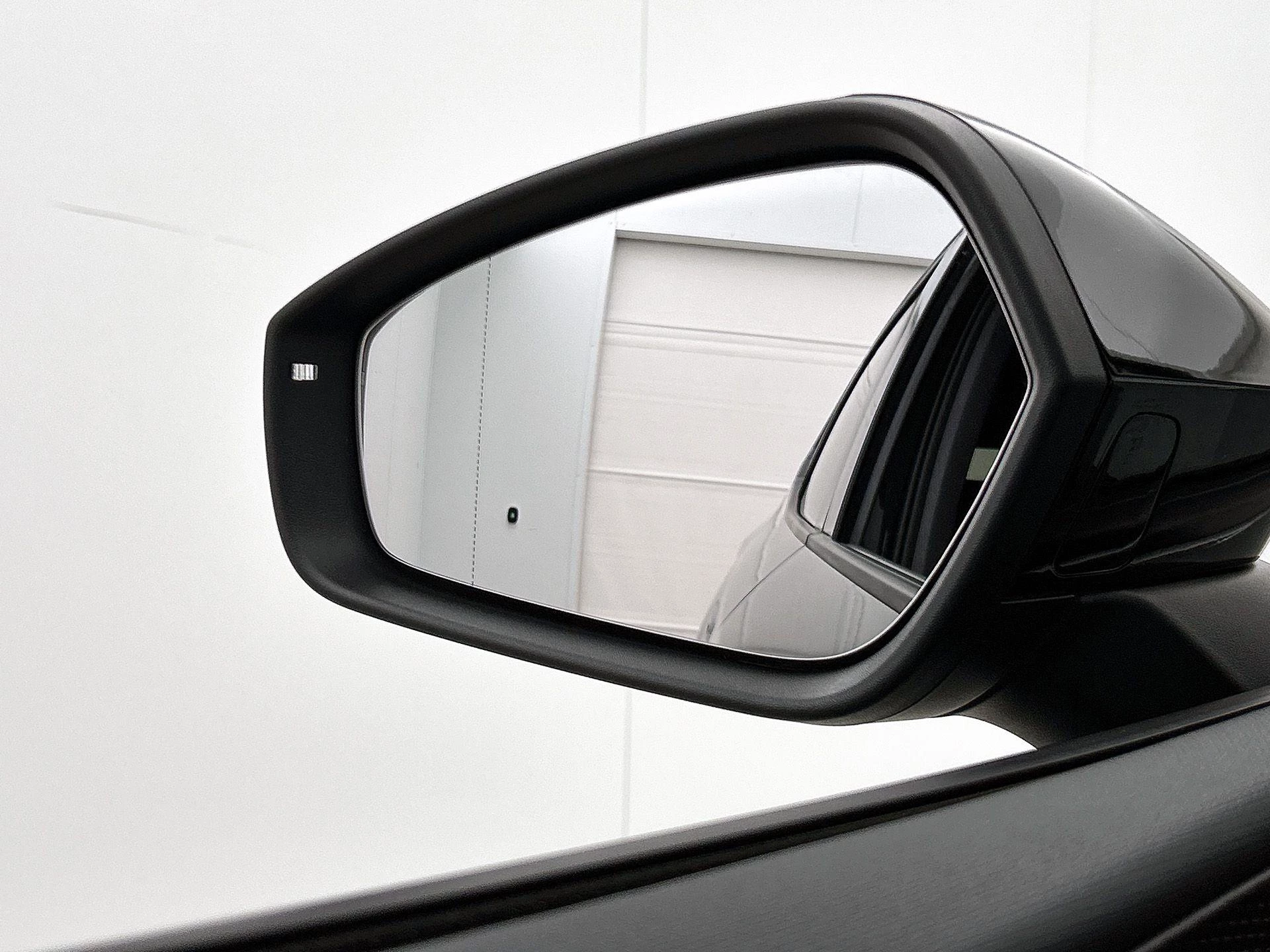CUPRA Tavascan Business 82 kWh