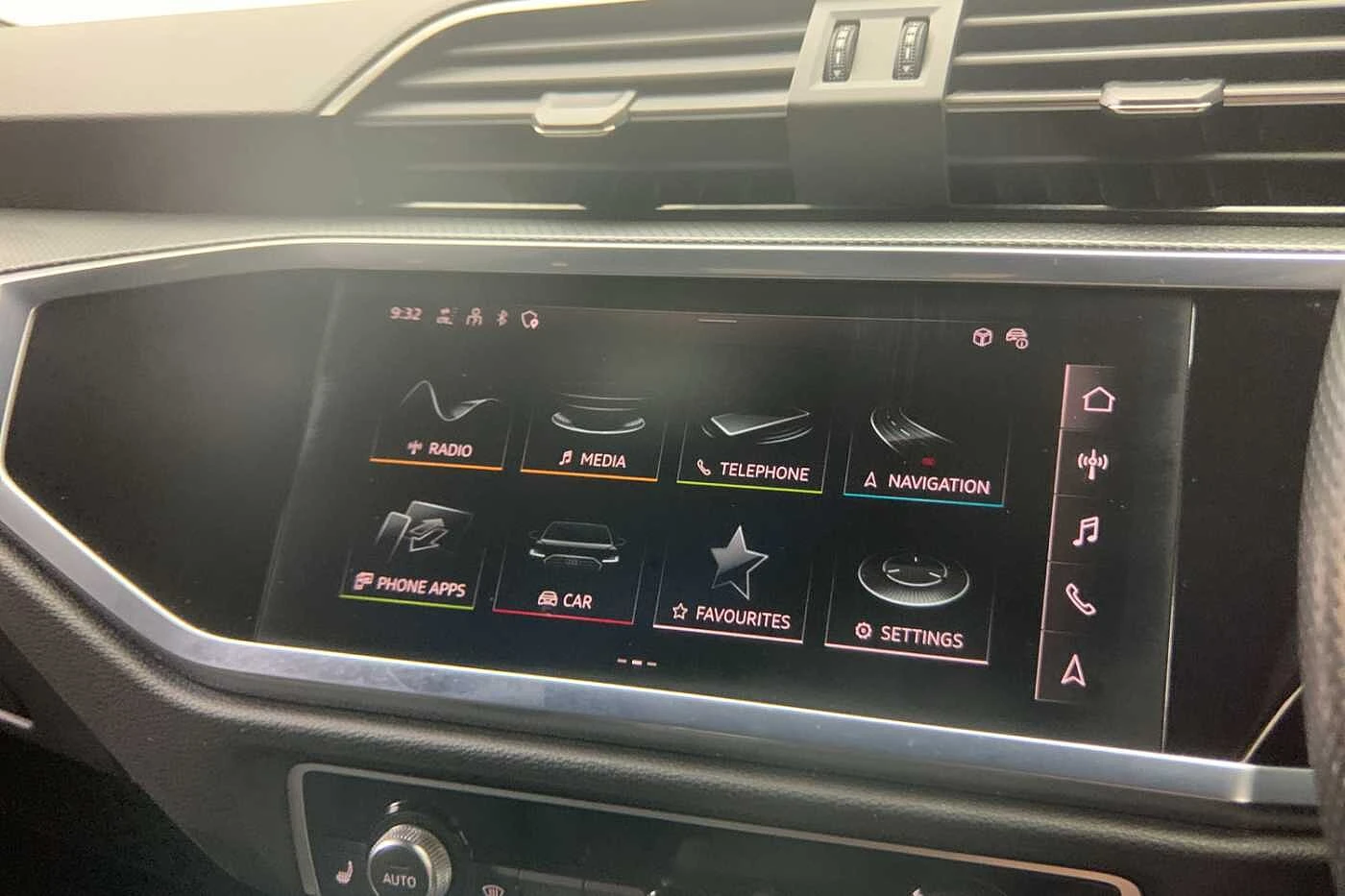 Audi-Q3-image-16