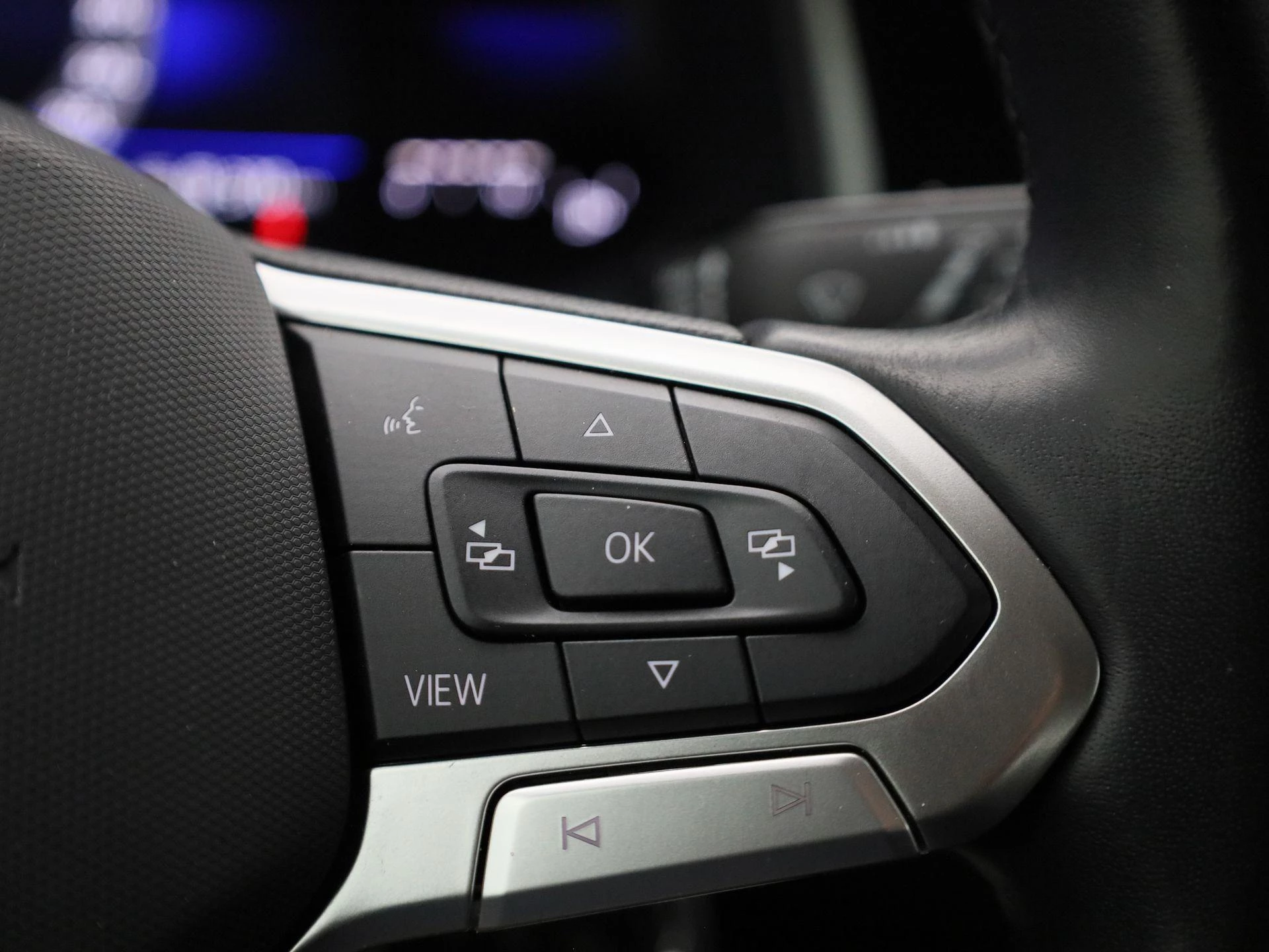 Volkswagen-Polo-image-23