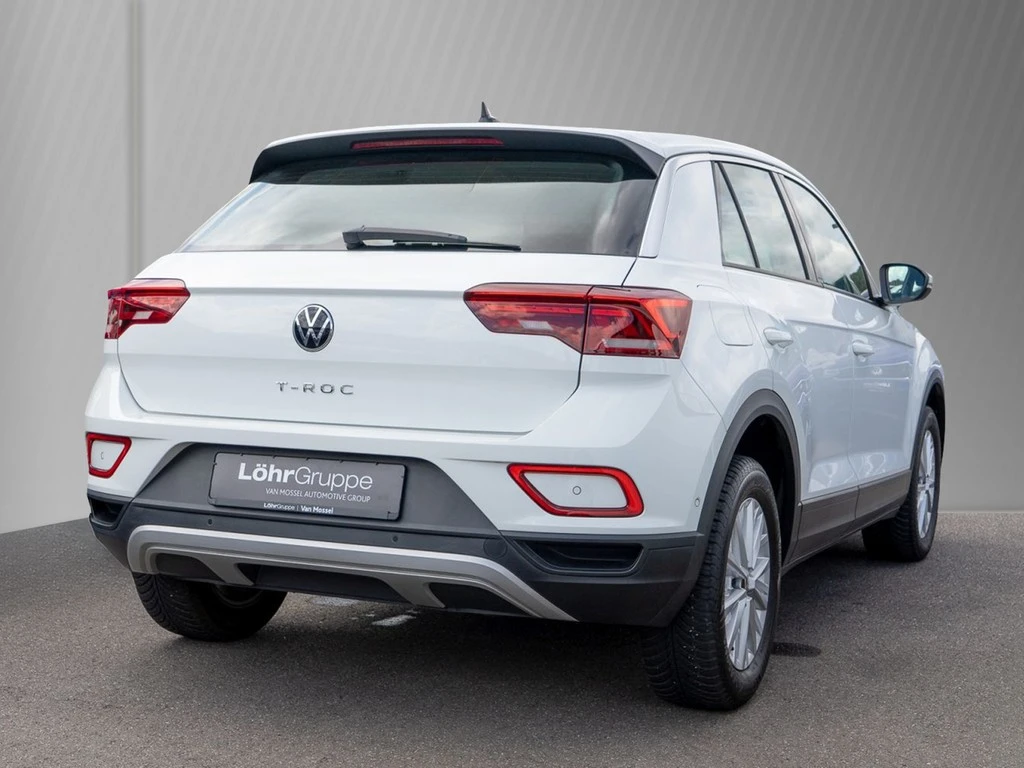 Volkswagen-T-Roc-image-3
