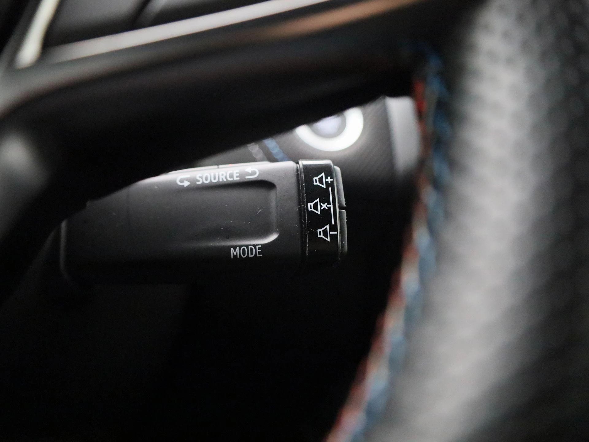 Renault-Captur-image-21