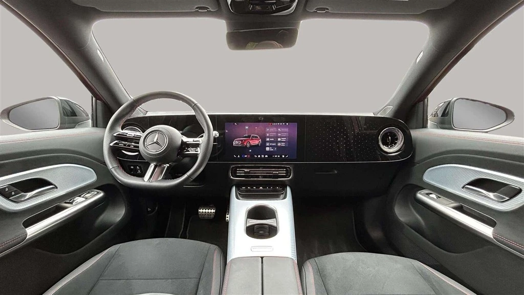 Mercedes-Benz-GLB-image-13