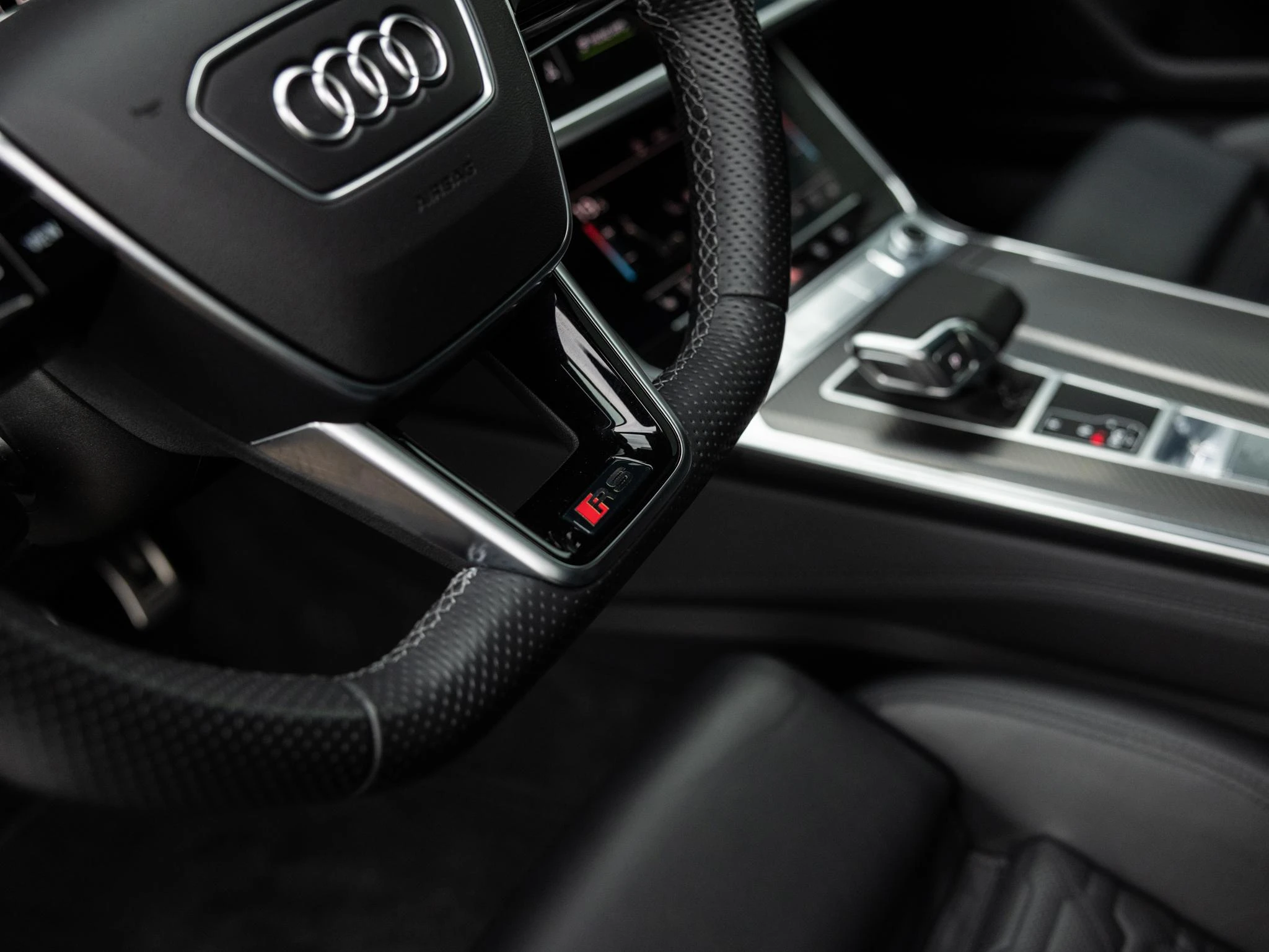 Audi-RS6-image-17