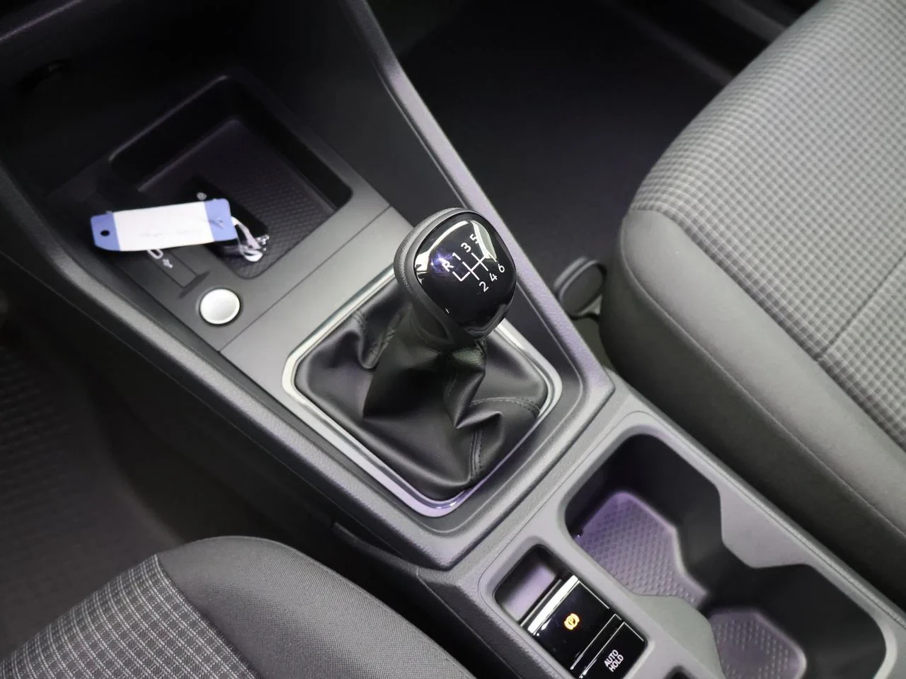 Volkswagen-Caddy-image-3