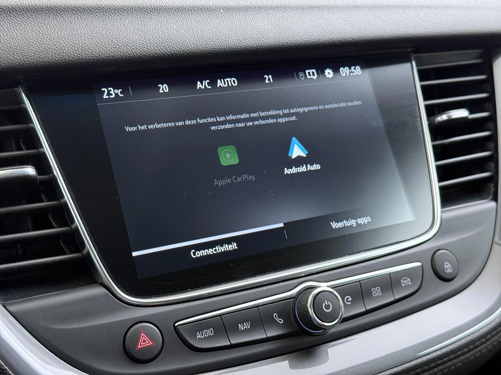 Opel Grandland X 1.6 Turbo Hybrid Business Elegance