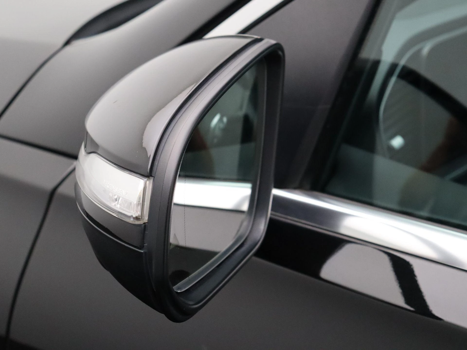 Mercedes-Benz-GLE-image-7