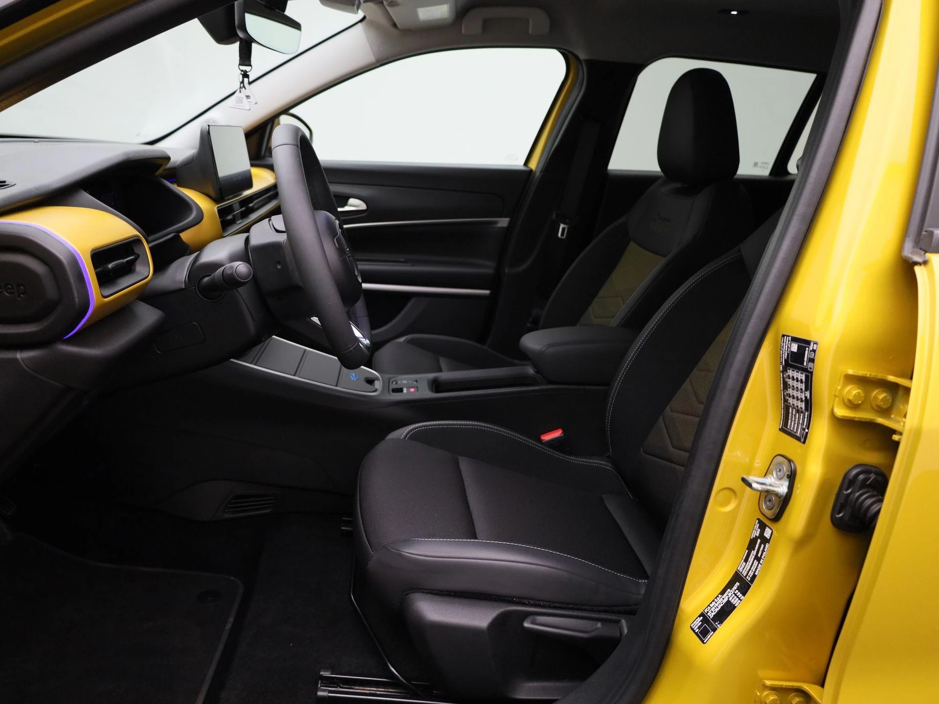 Jeep-Avenger-image-8