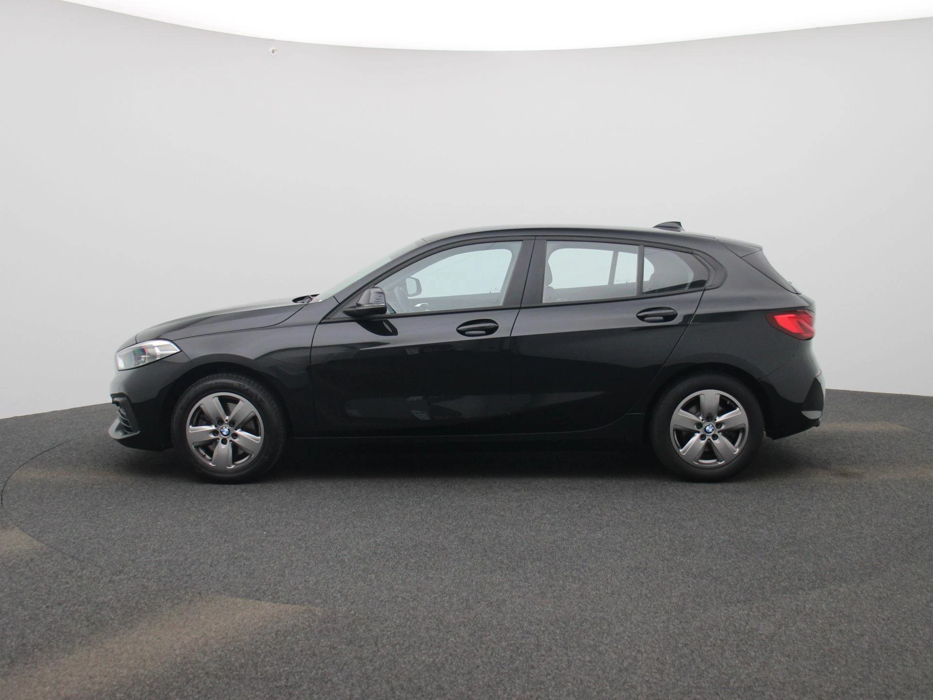 BMW Série 1 Hatch 116iA (80 kW)