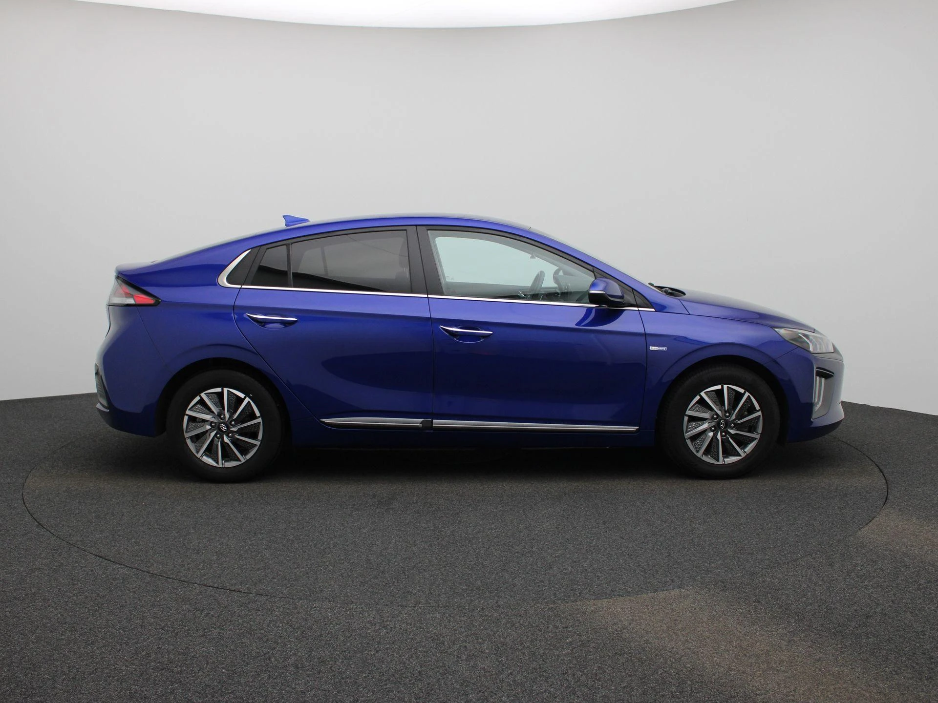 Hyundai-IONIQ-image-5