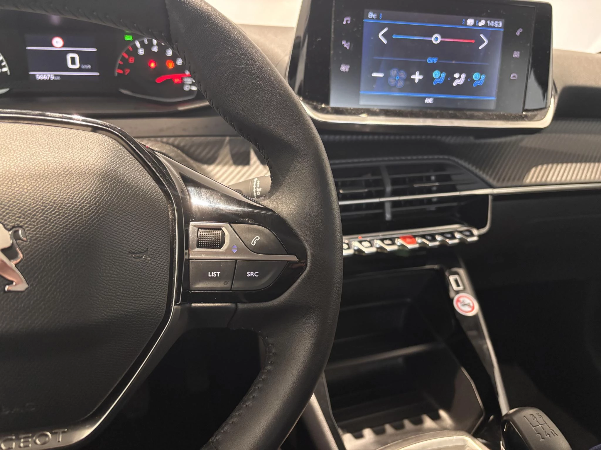 Peugeot-208-image-14