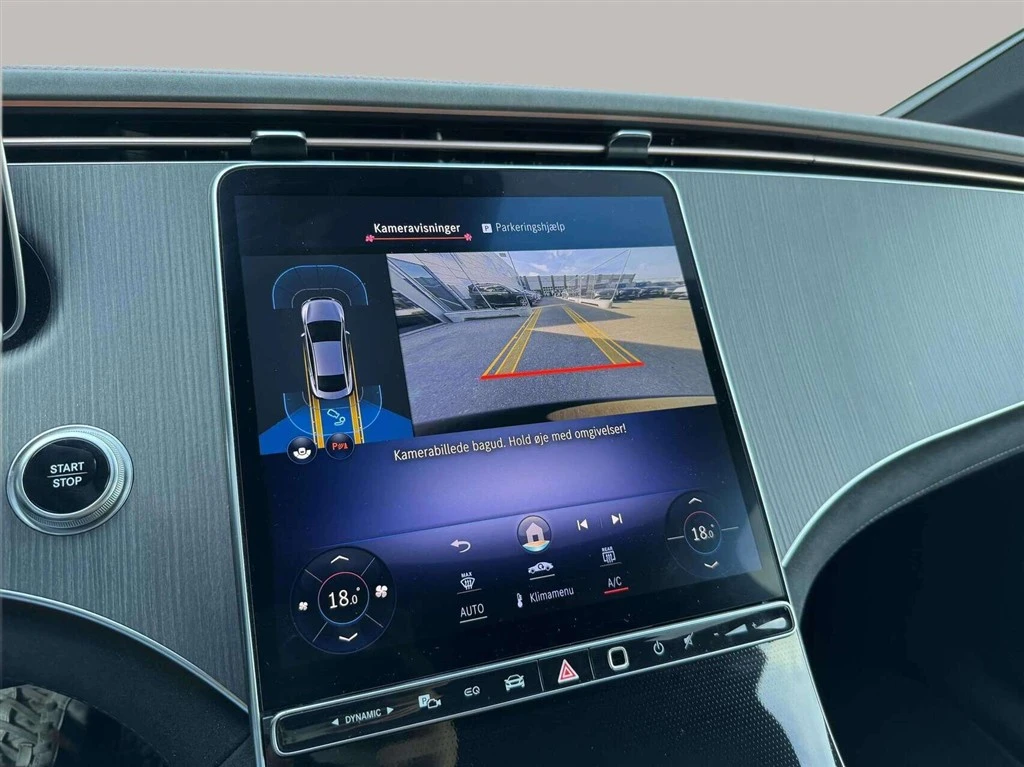 Mercedes-Benz-EQE-image-14