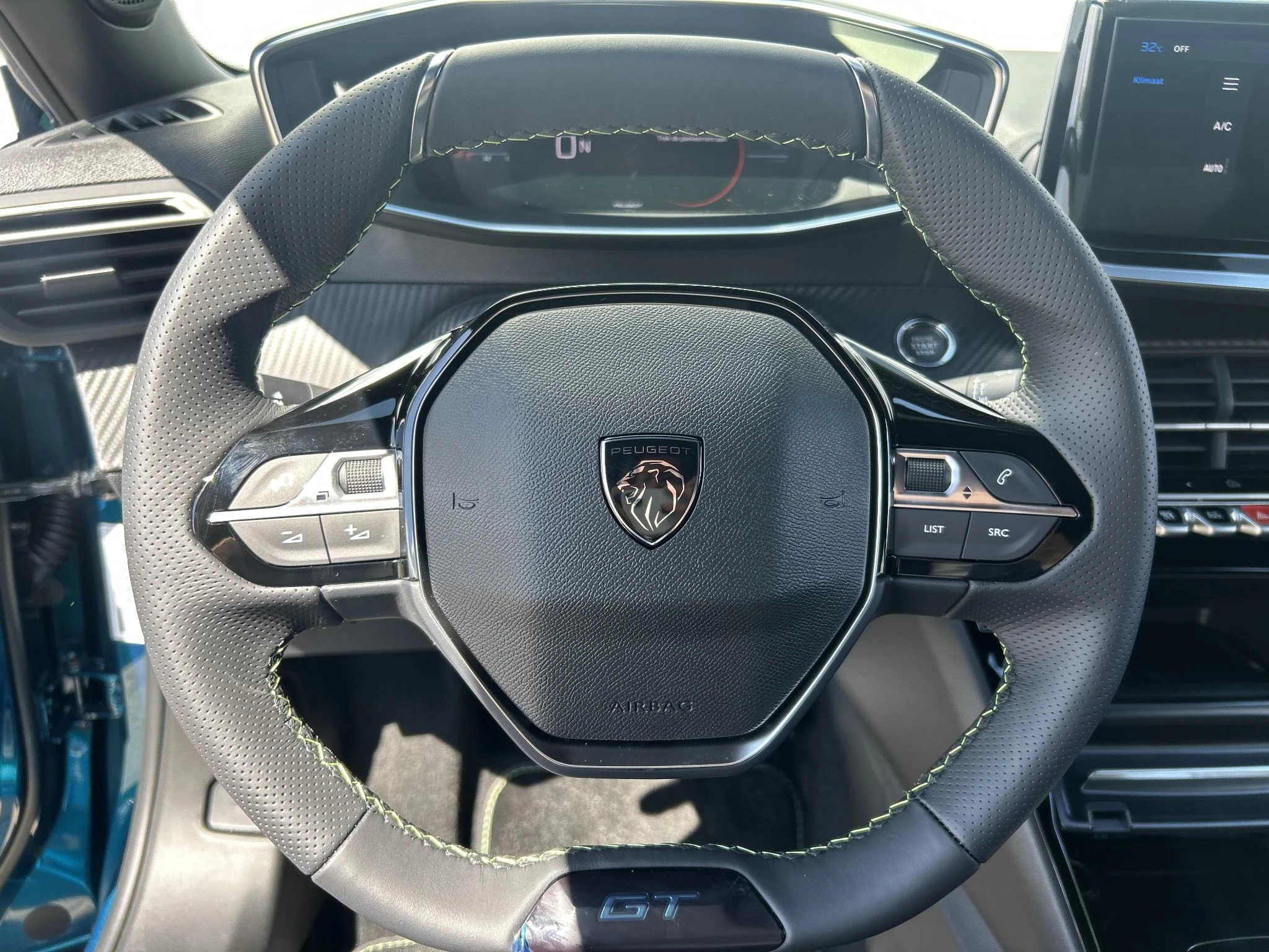 Peugeot-2008-image-9