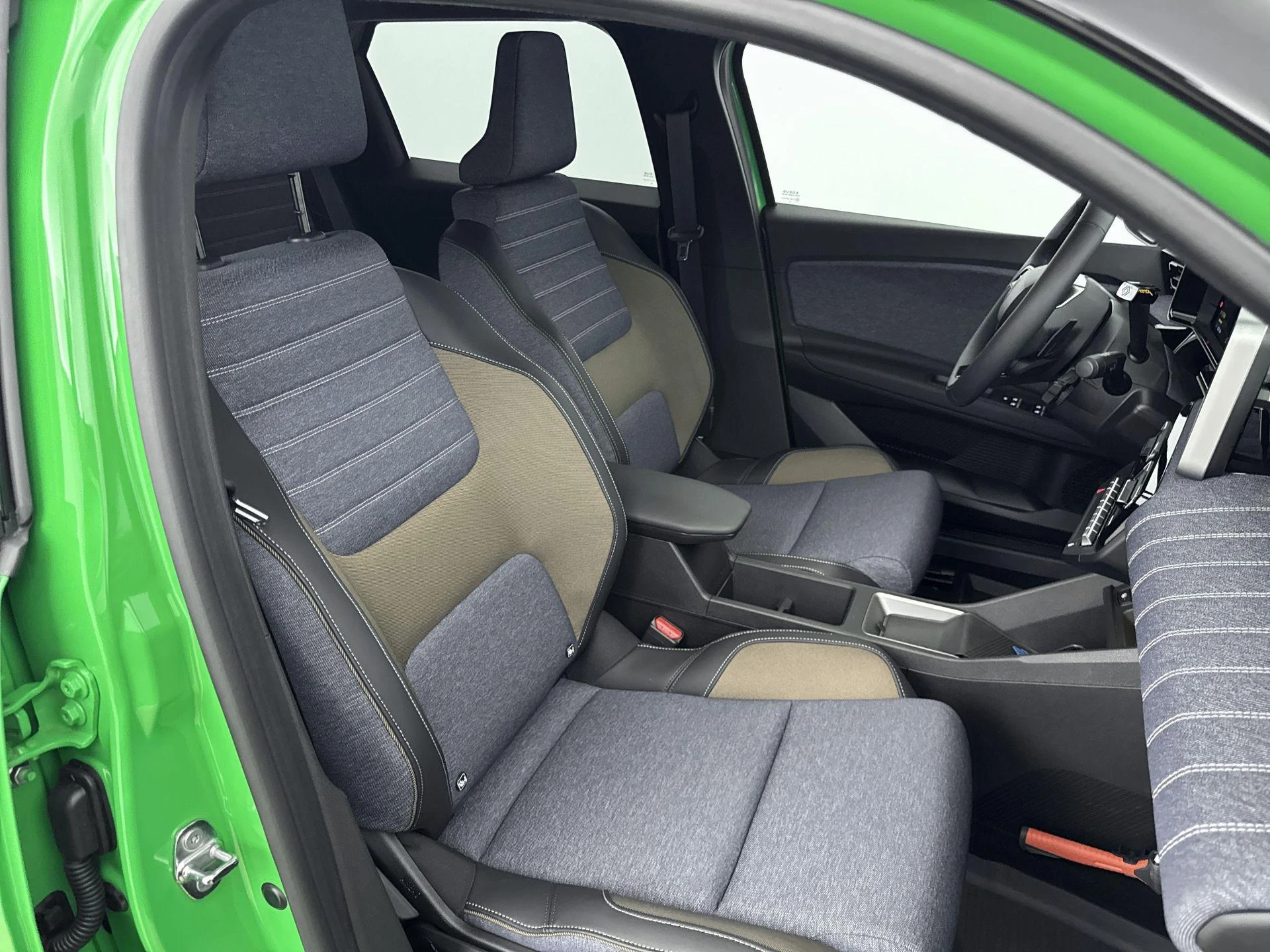 Renault-5-image-26