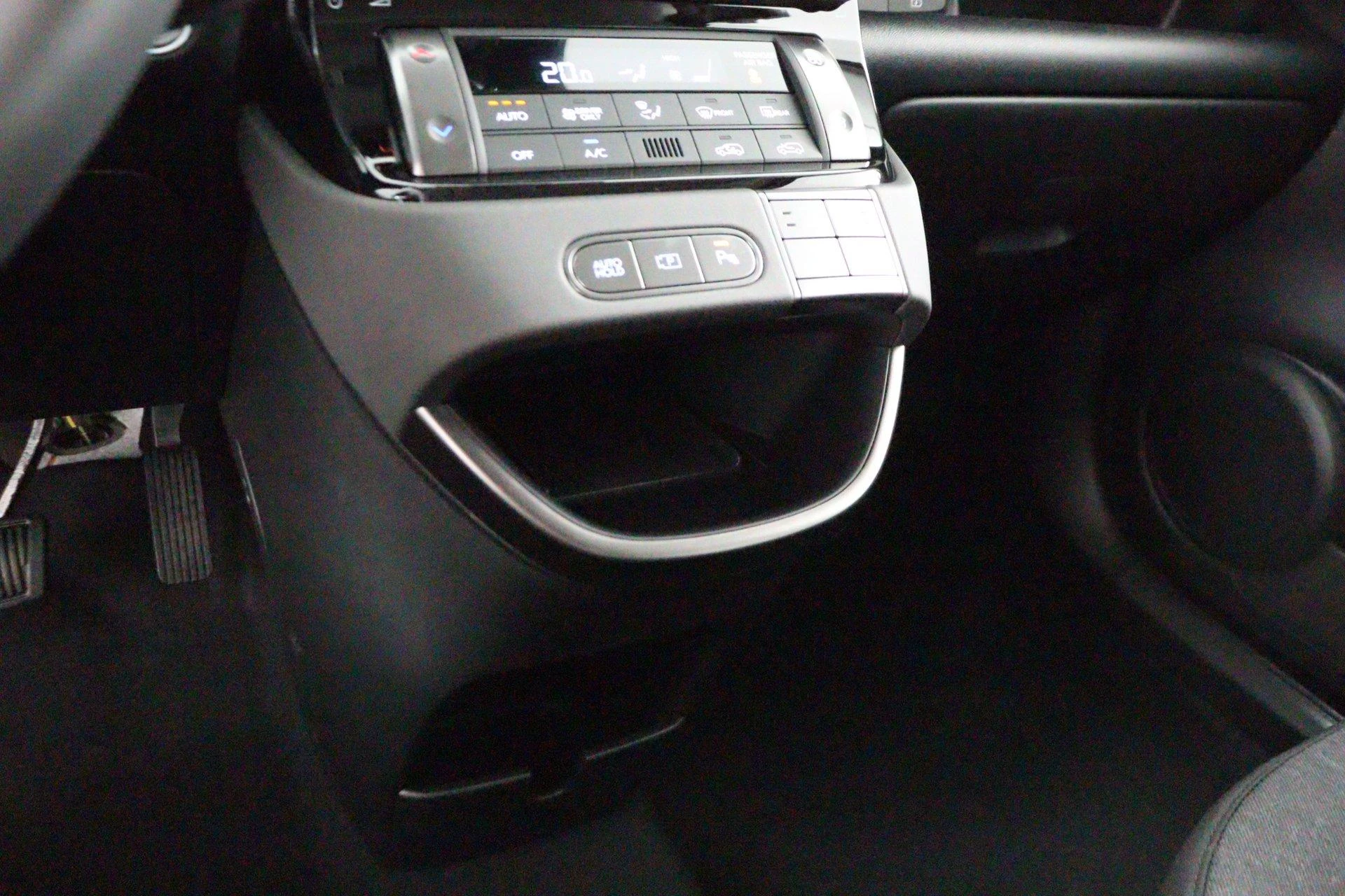 Hyundai-Inster-image-57