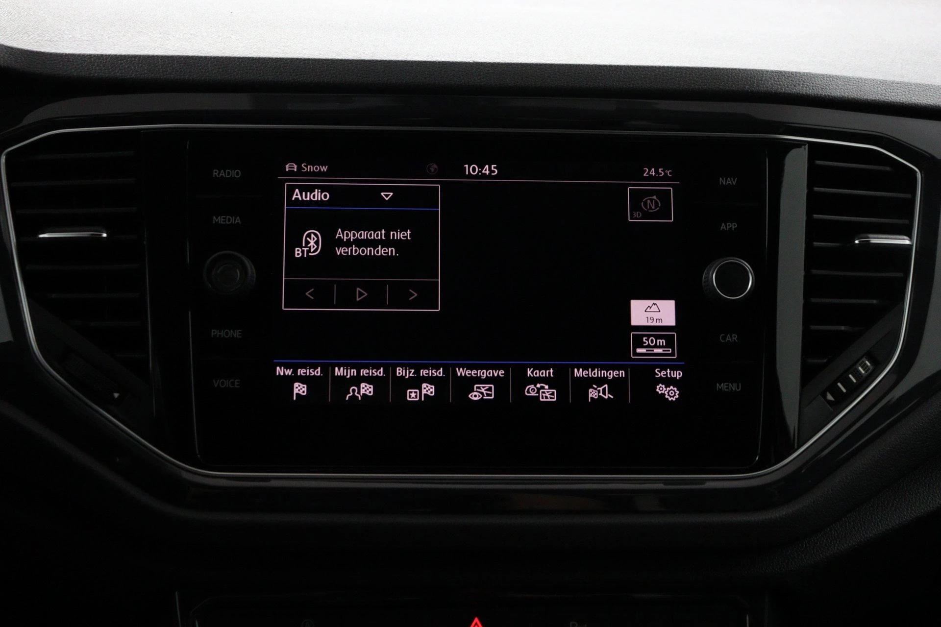 Volkswagen-T-Roc-image-43