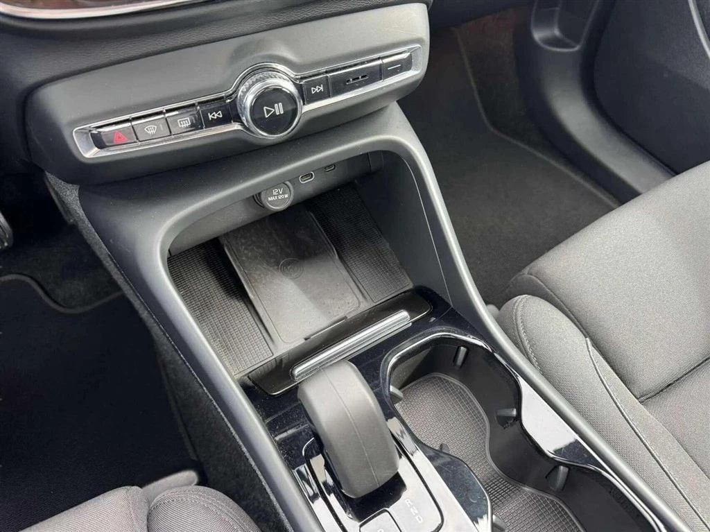 Volvo C40 P6 Recharge Core 231HK 4d Aut.