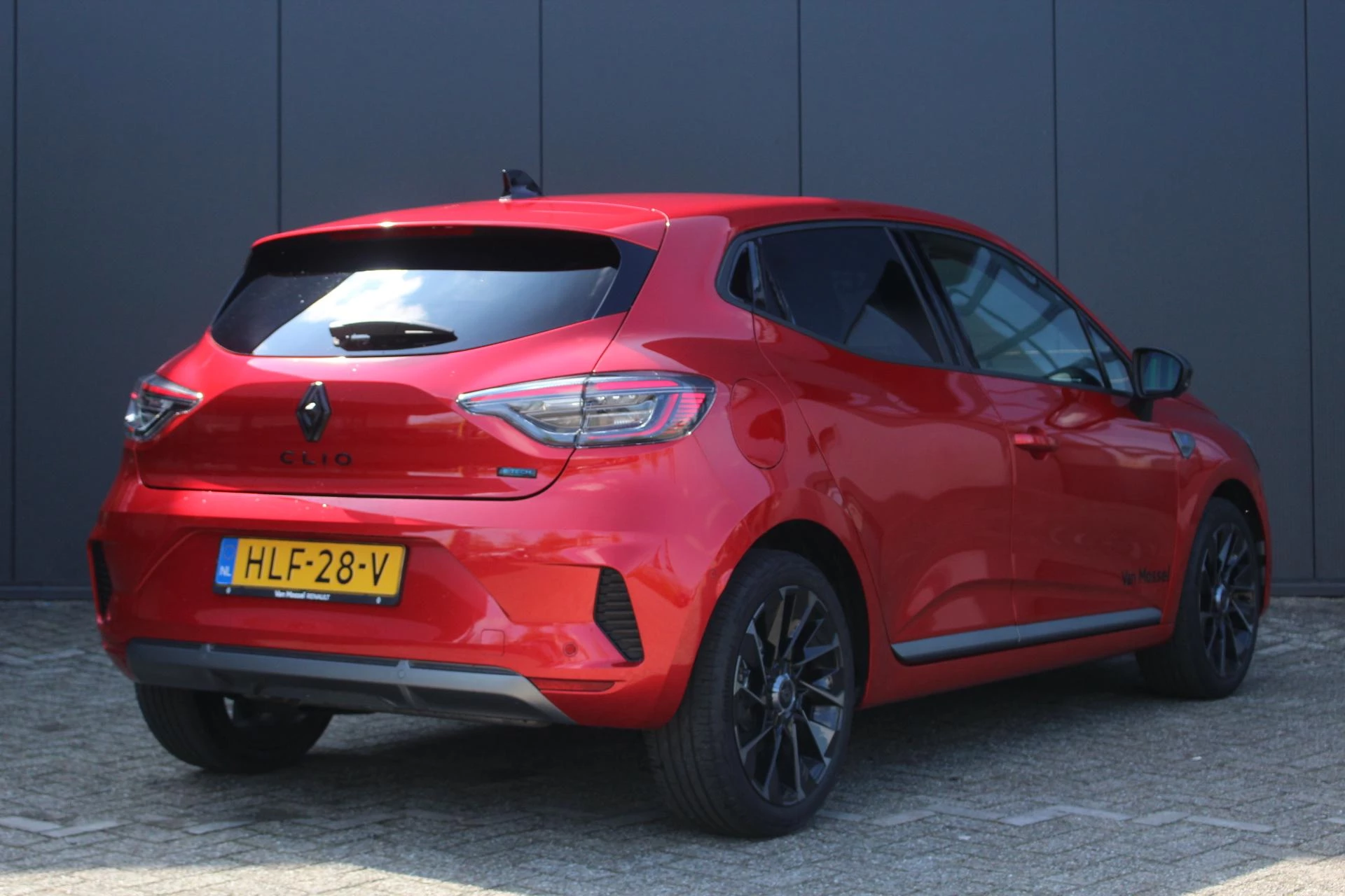 Renault-Clio-image-4