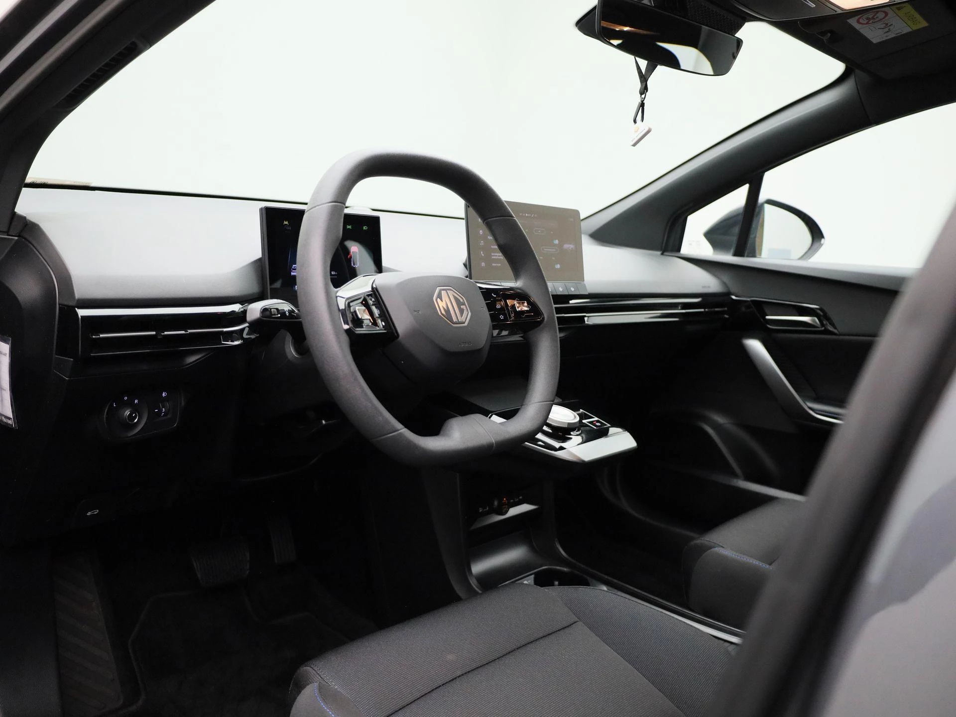 MG-MG4 EV-image-28
