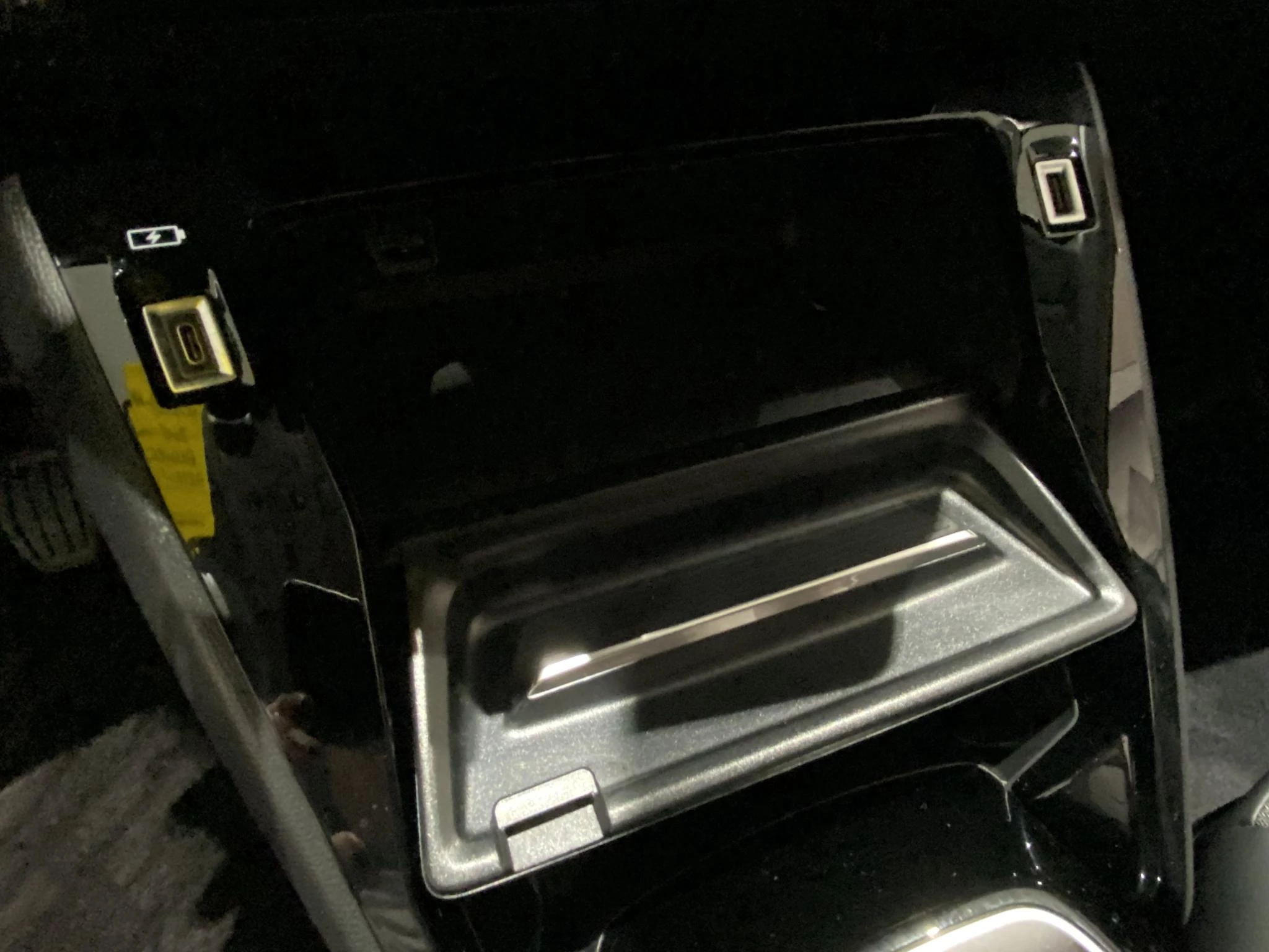 Peugeot-208-image-28