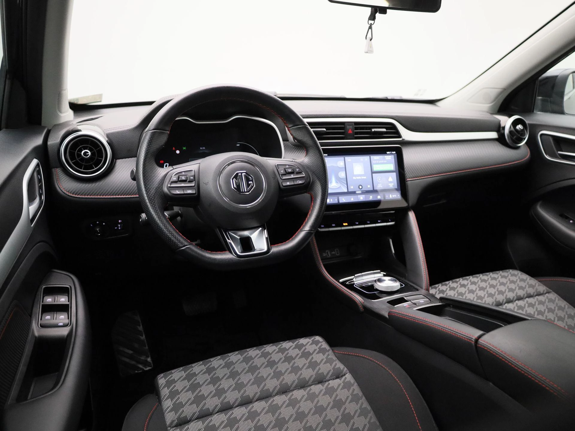 MG ZS Standard Range 51 kWh Comfort