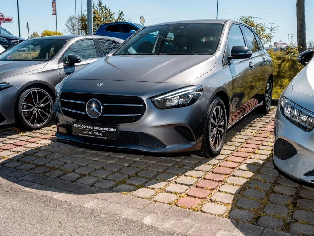 Mercedes-Benz-B-Klasse 200 d-image-7