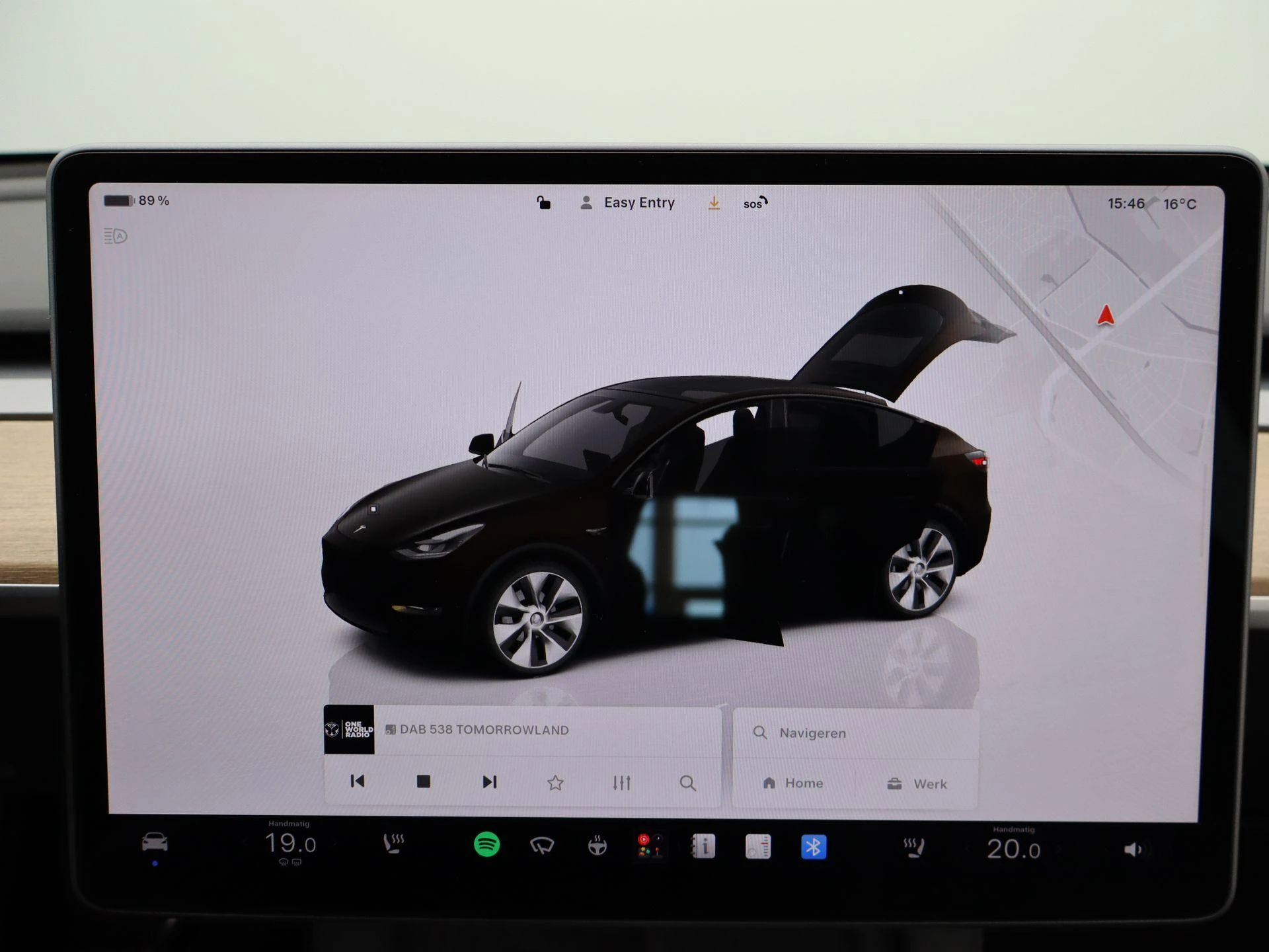 Tesla-Model Y-image-14