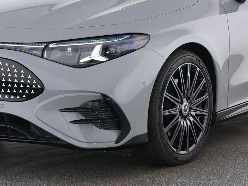 Mercedes-Benz-CLA-image-3