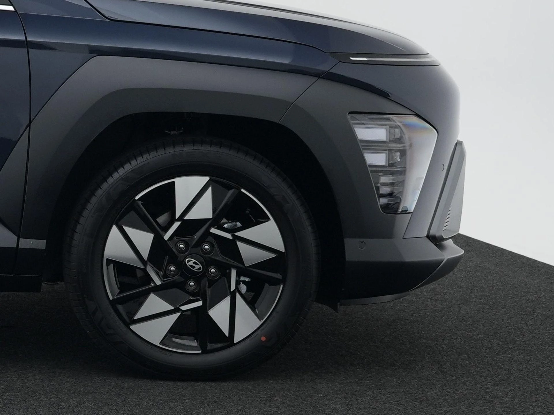 Hyundai Kona 1.6 GDI HEV Premium Sky