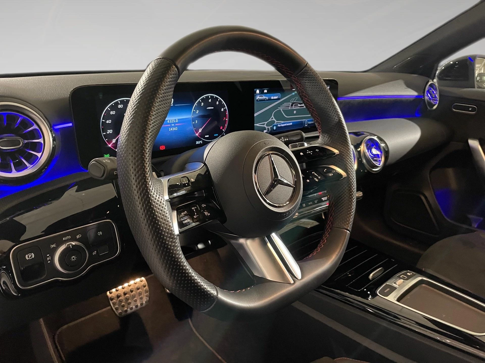 Mercedes-Benz-Classe A-image-7