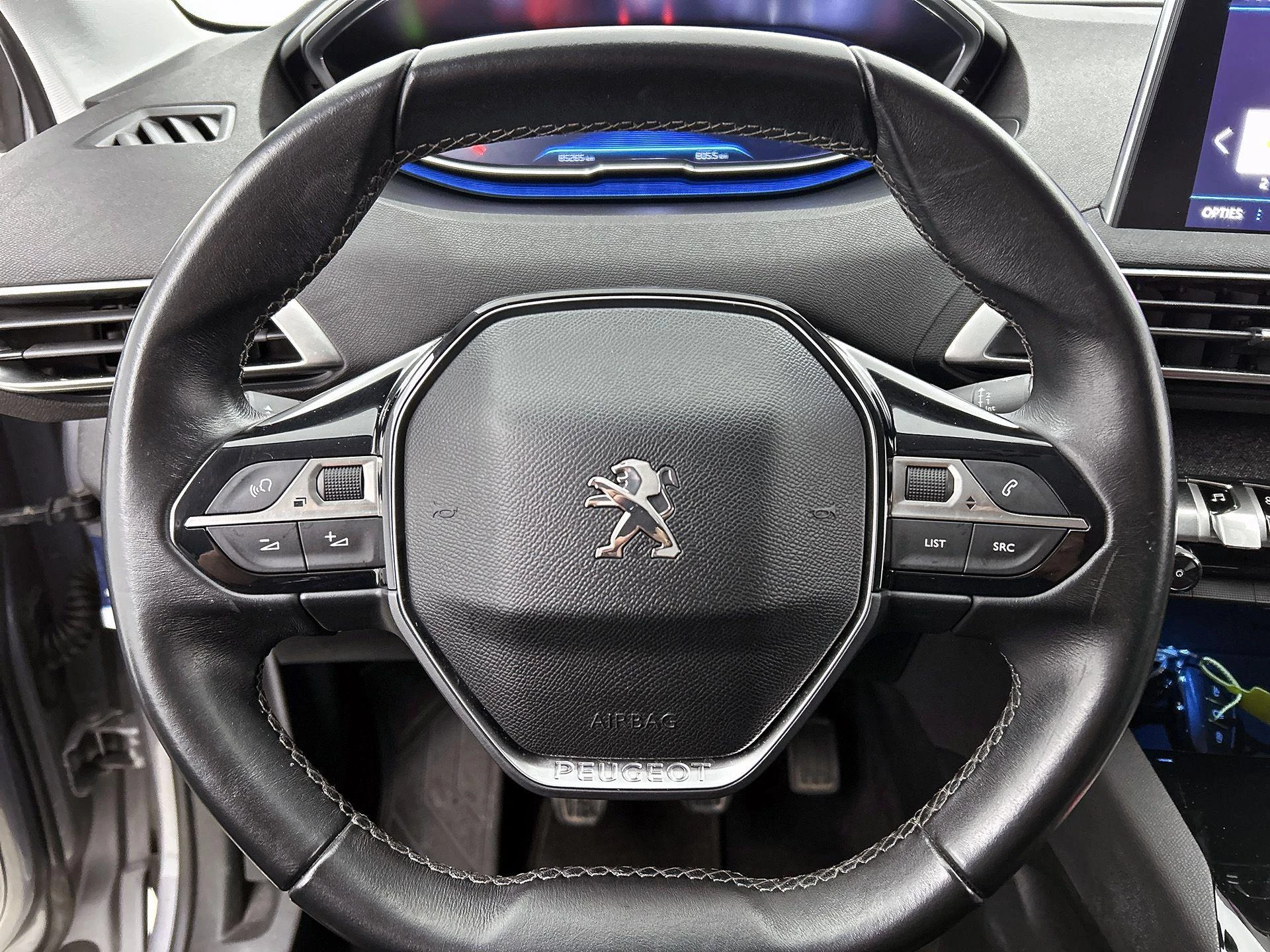 Peugeot-3008-image-8
